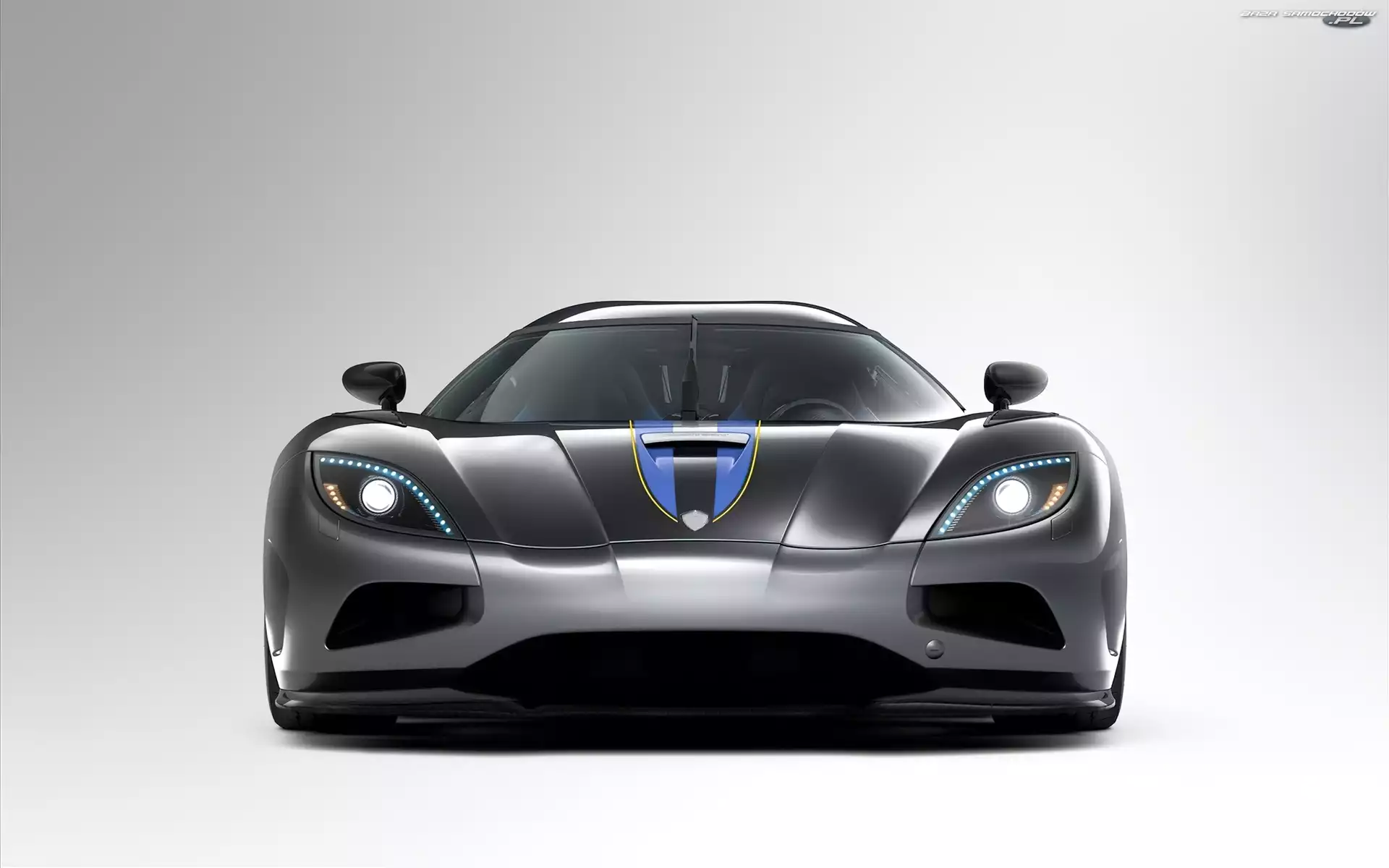 Szary, Koenigsegg Agera, Sportowy