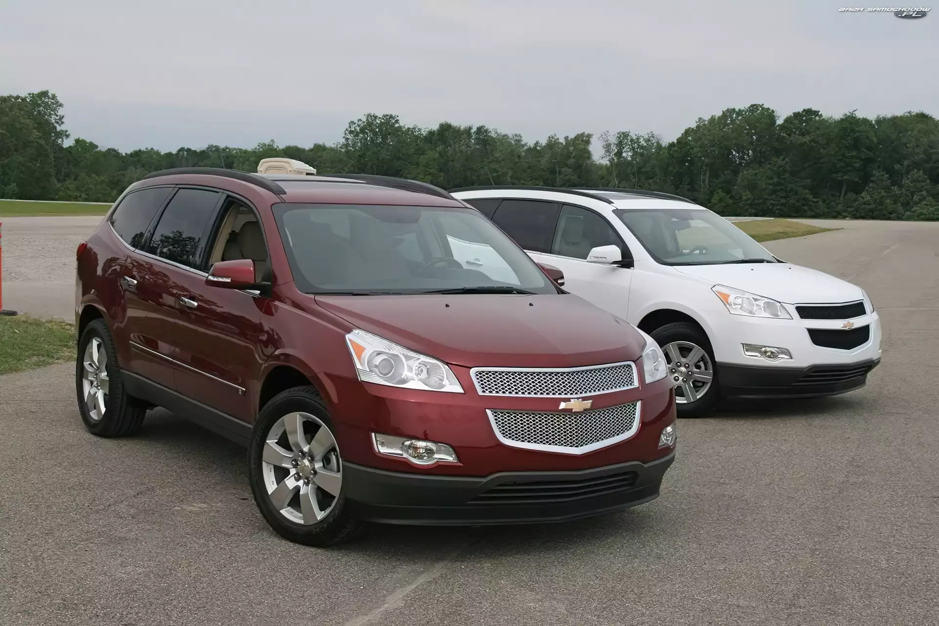 Sztuki, Chevrolet Equinox, Dwie