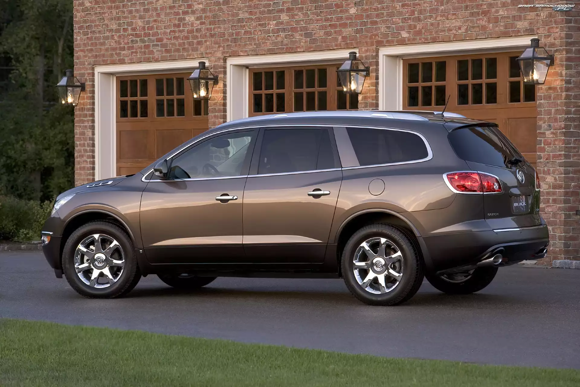 Szyby, Buick Enclave, Przyciemnione