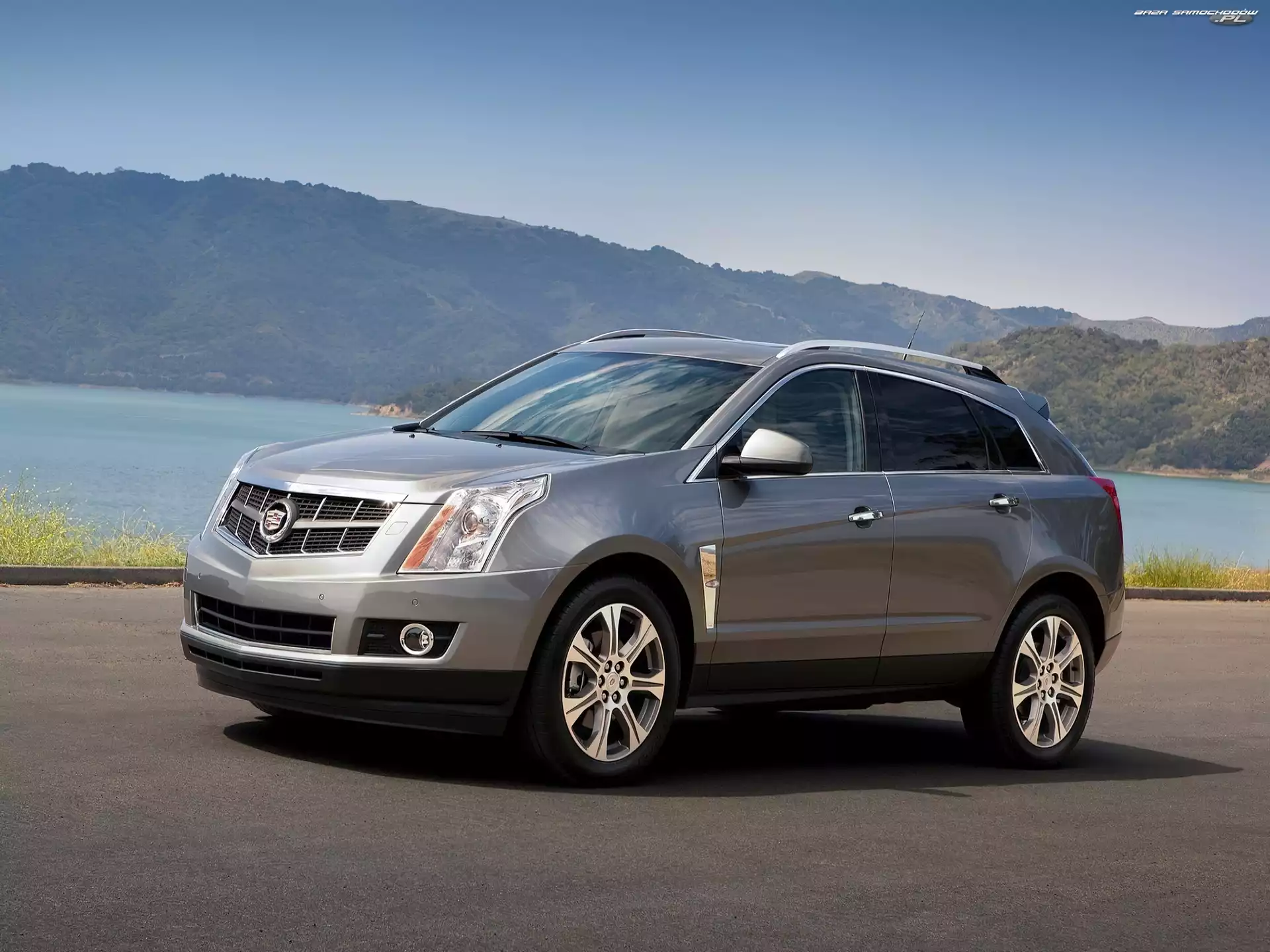 Szyby, Cadillac SRX, Ciemne