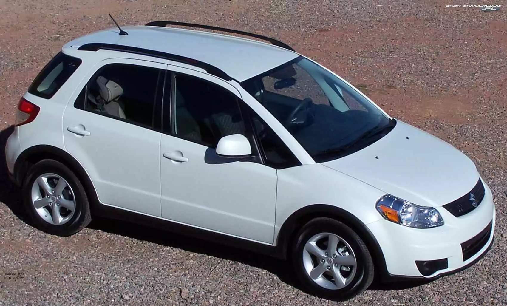 Szyby, Suzuki SX4, Dach