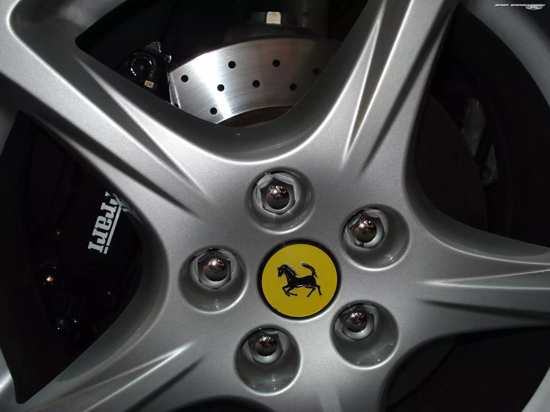 Tarcza, Ferrari 612 Scaglietti, Alufelga