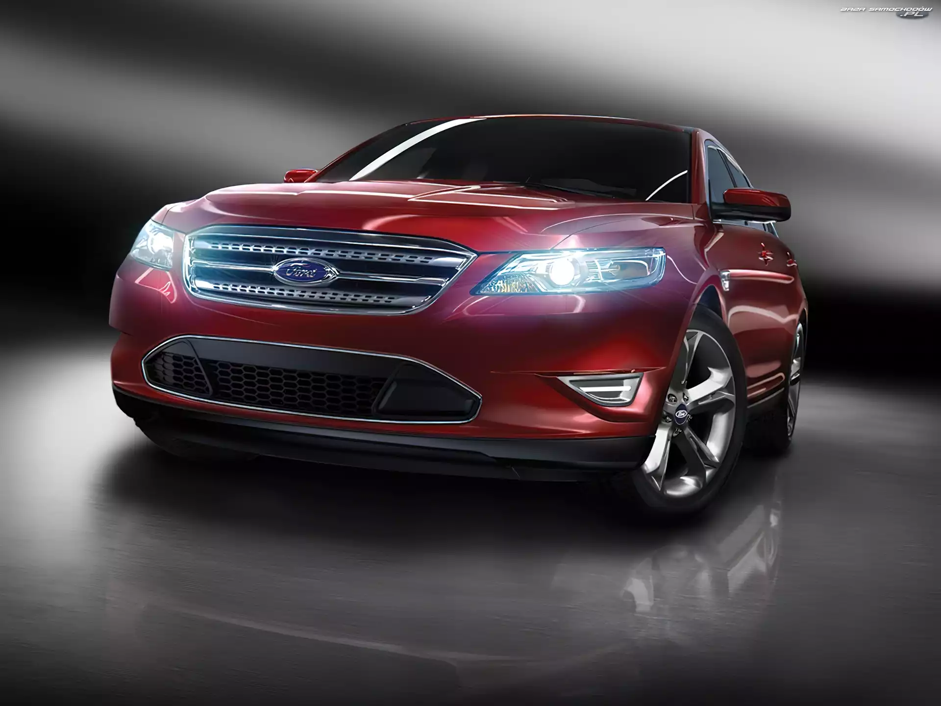 Ksenony, Ford Taurus