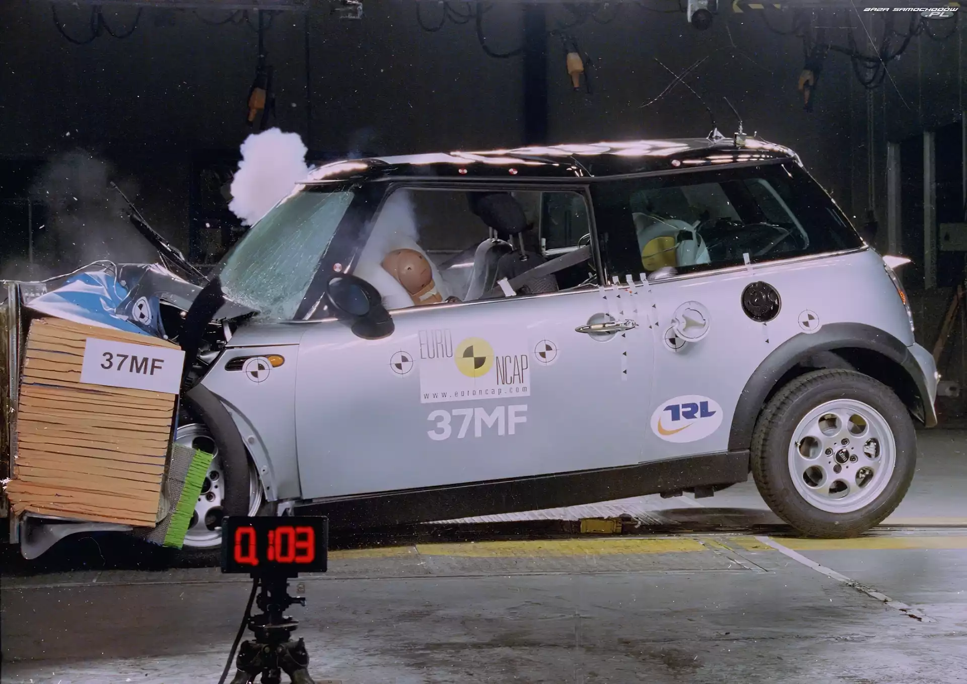 Test, Mini One, Crash