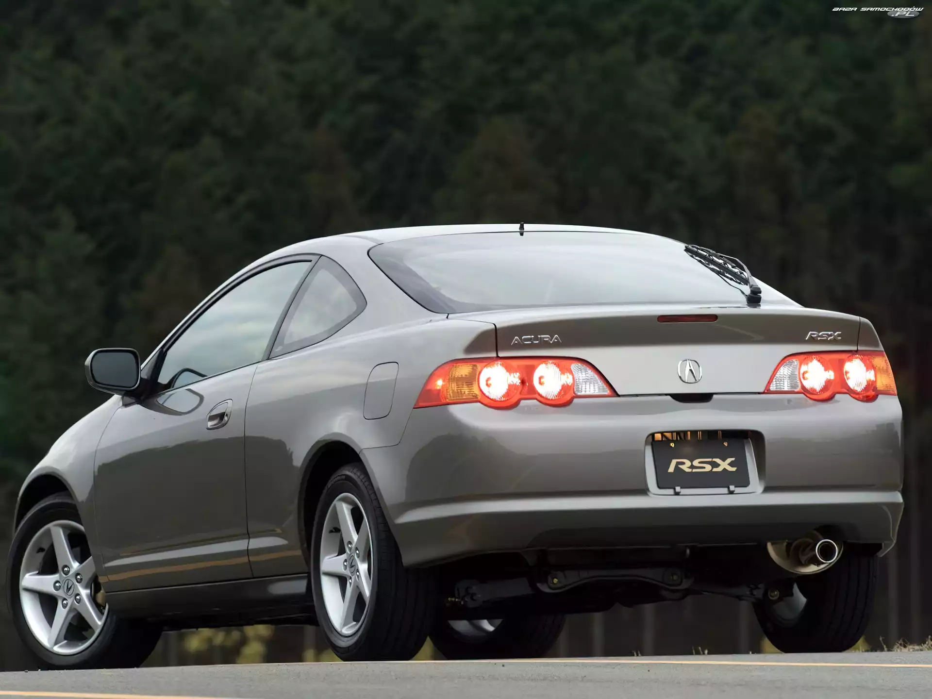 Tłumik, Acura RSX, Zawieszenie