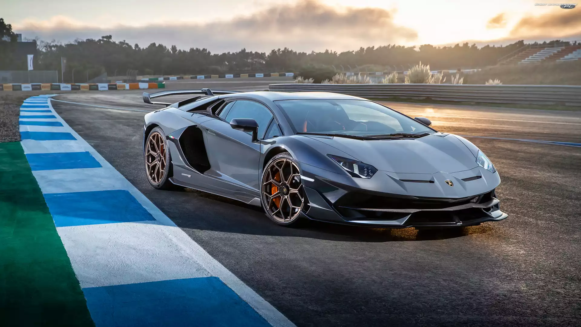 Tor, Lamborghini Aventador SVJ, Przód