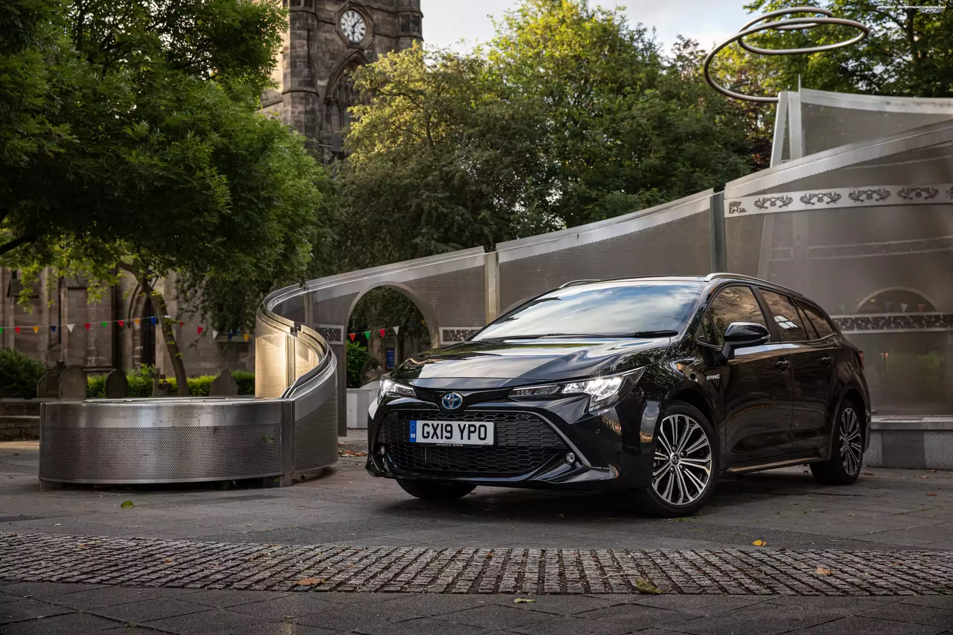 Toyota Corolla Touring Sports