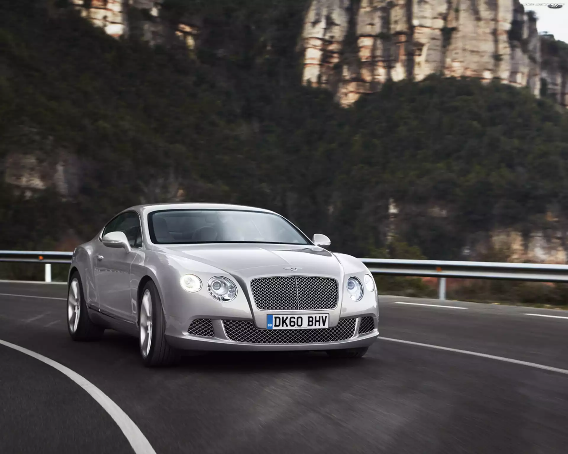 Trakcji, Bentley Continental GT, Kontrola