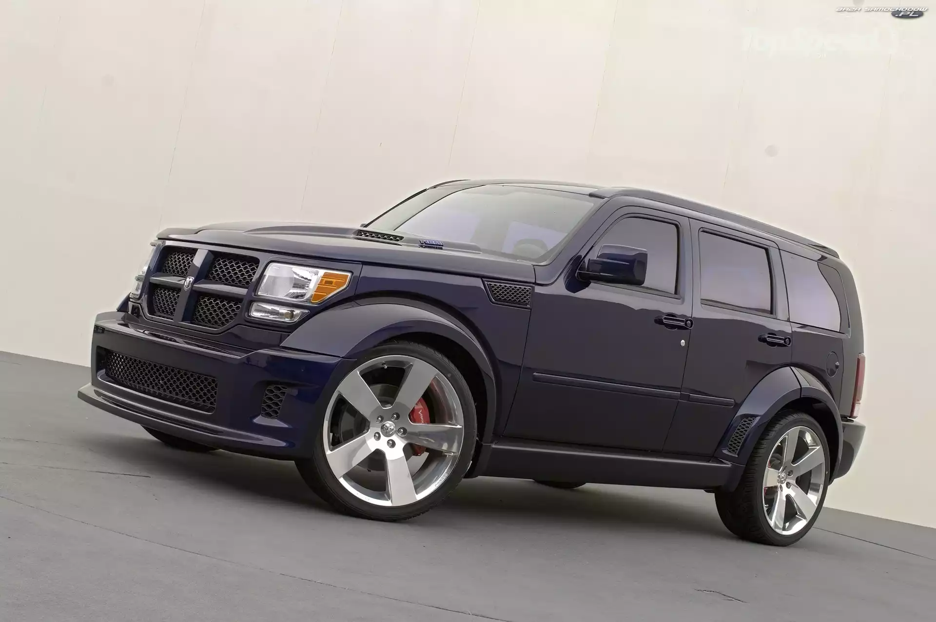 Tuningowy, Dodge Nitro, Pakiet