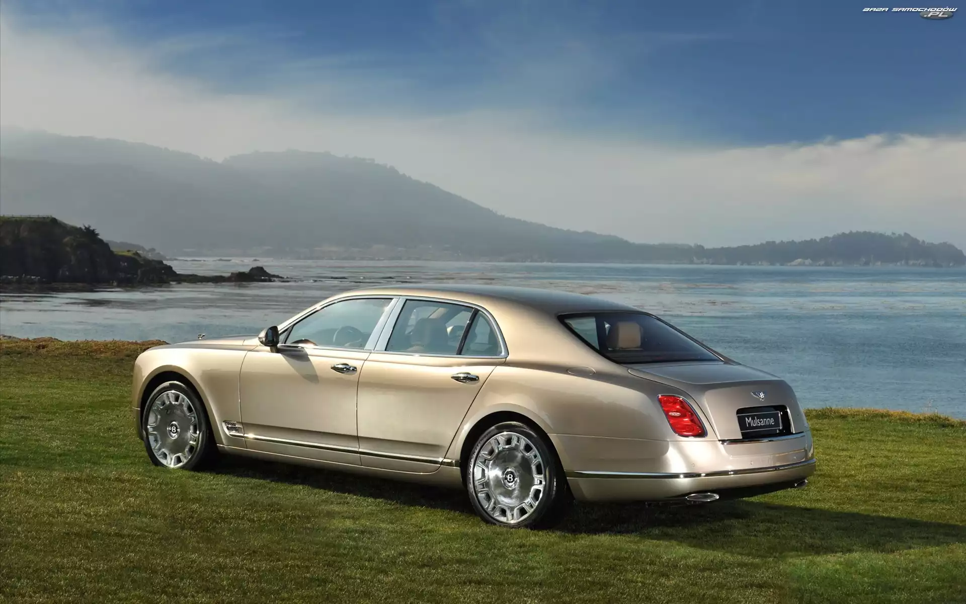 Tył, Bentley Mulsanne, Lampy