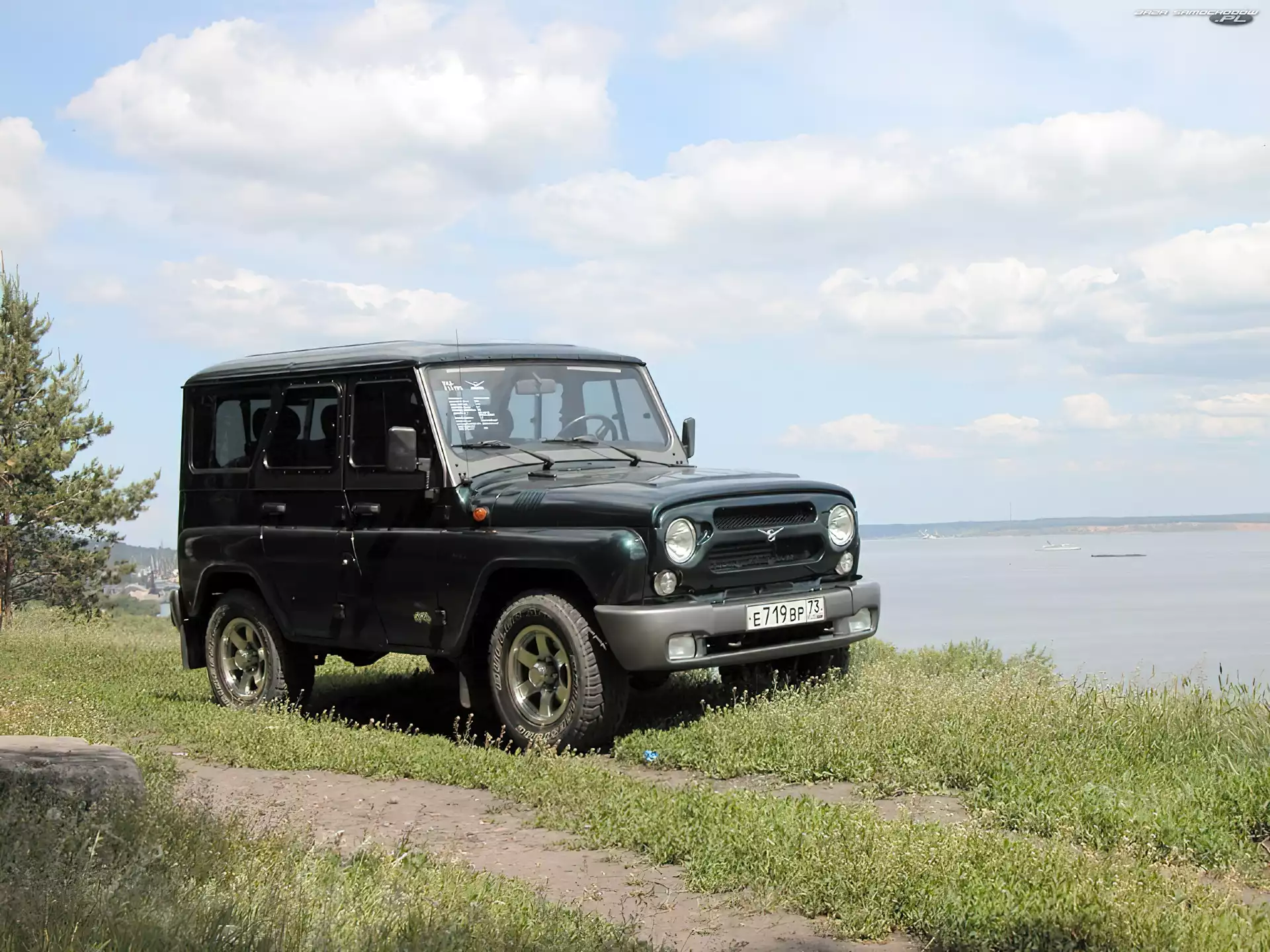 Terenowy, UAZ