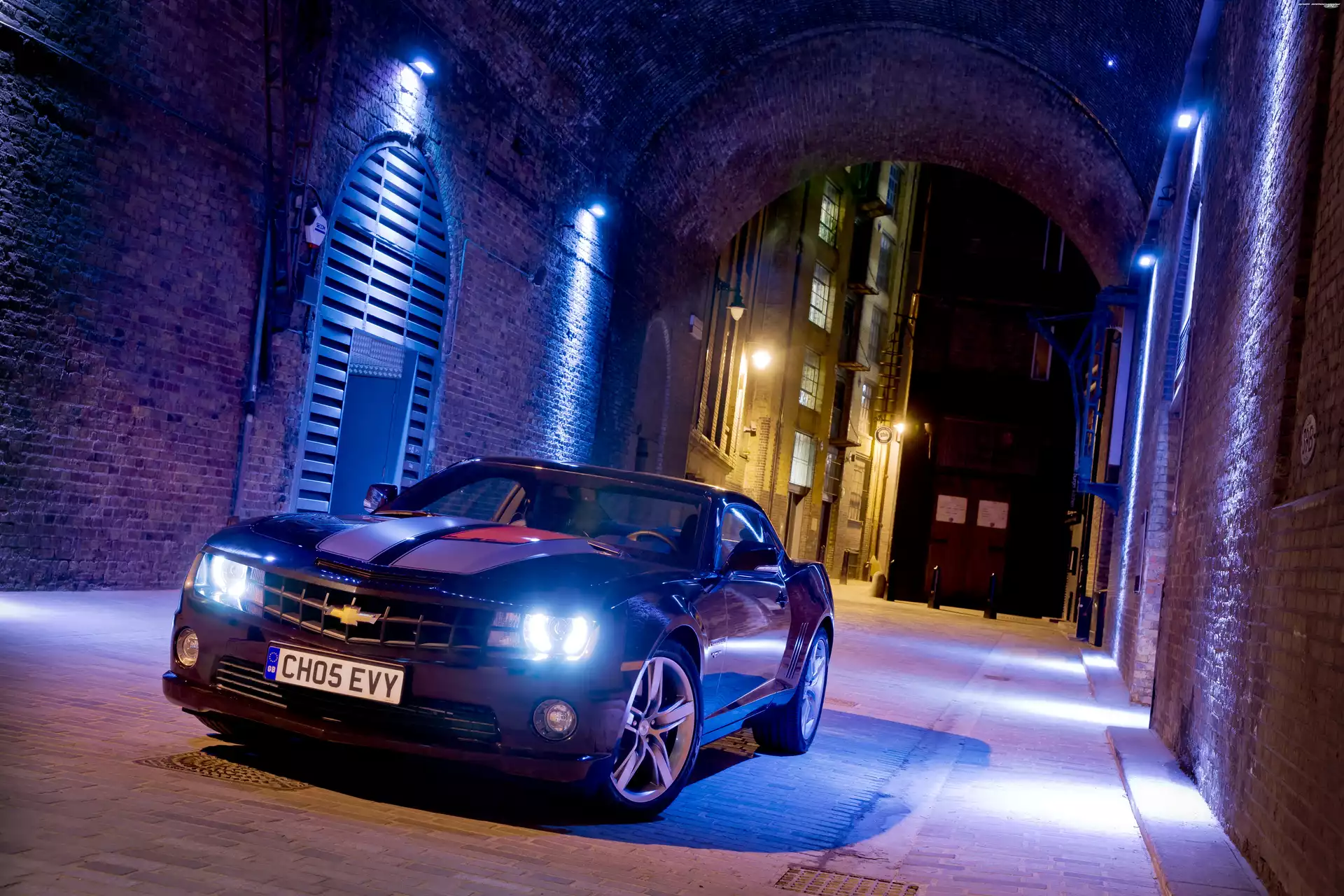 Ulica, Chevrolet Camaro, Noc