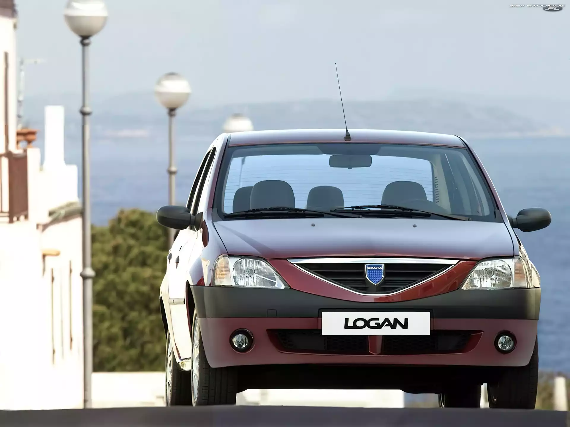 Ulica, Bordowa, Dacia Logan