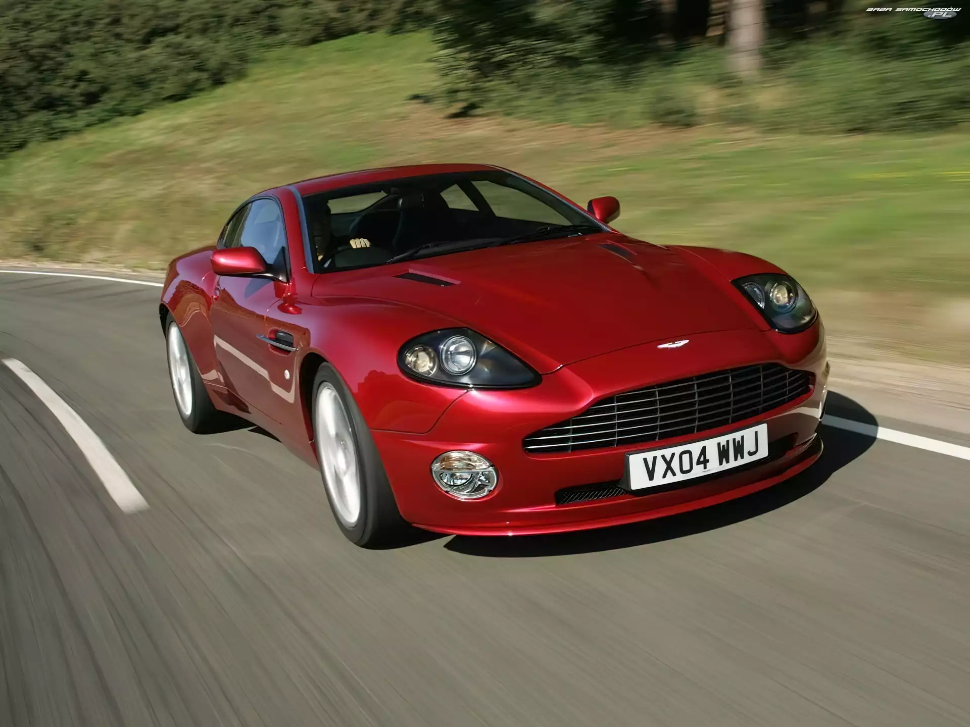 V12 Vanquish, Bordowy, Aston