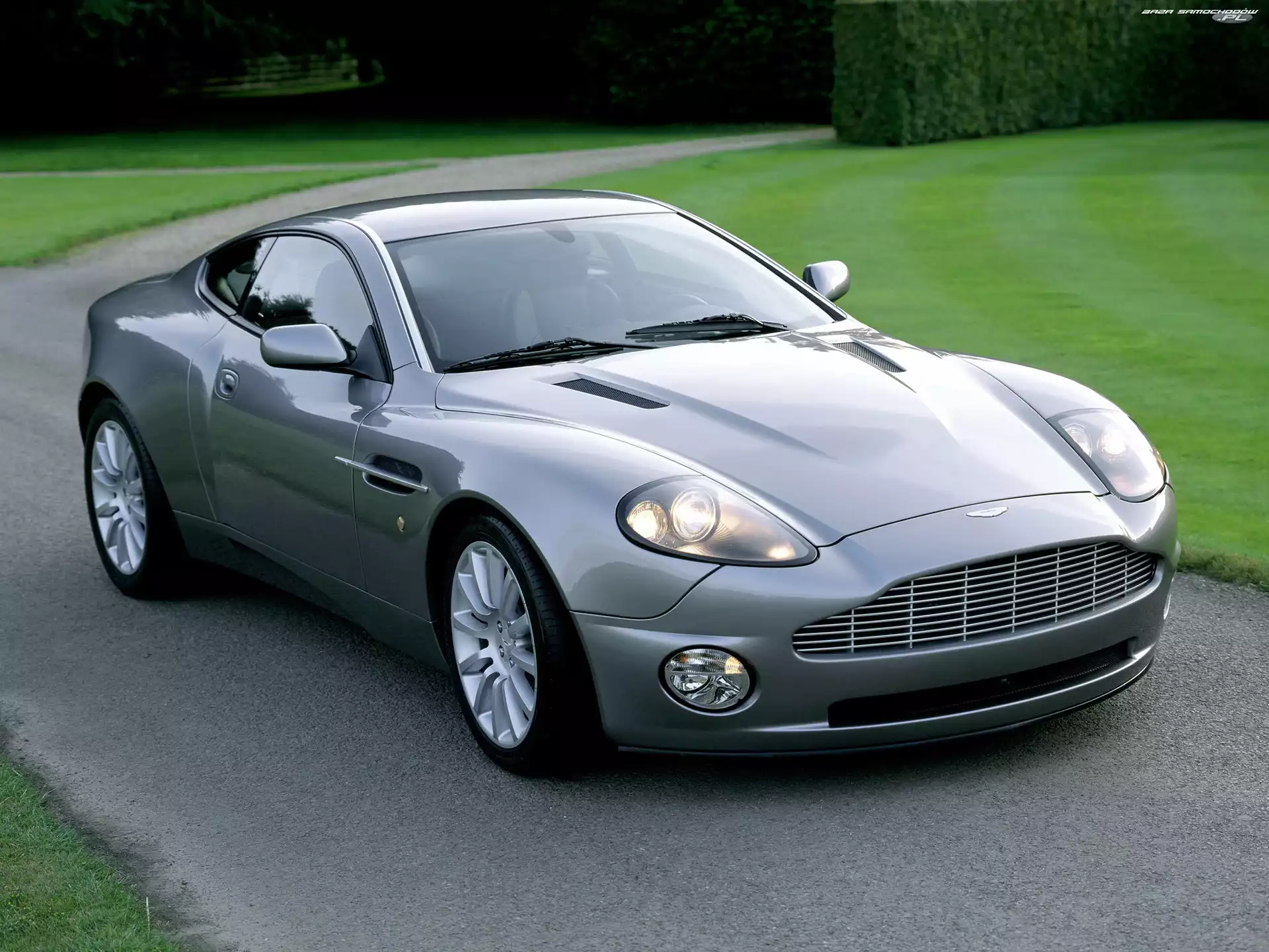 V12 Vanquish