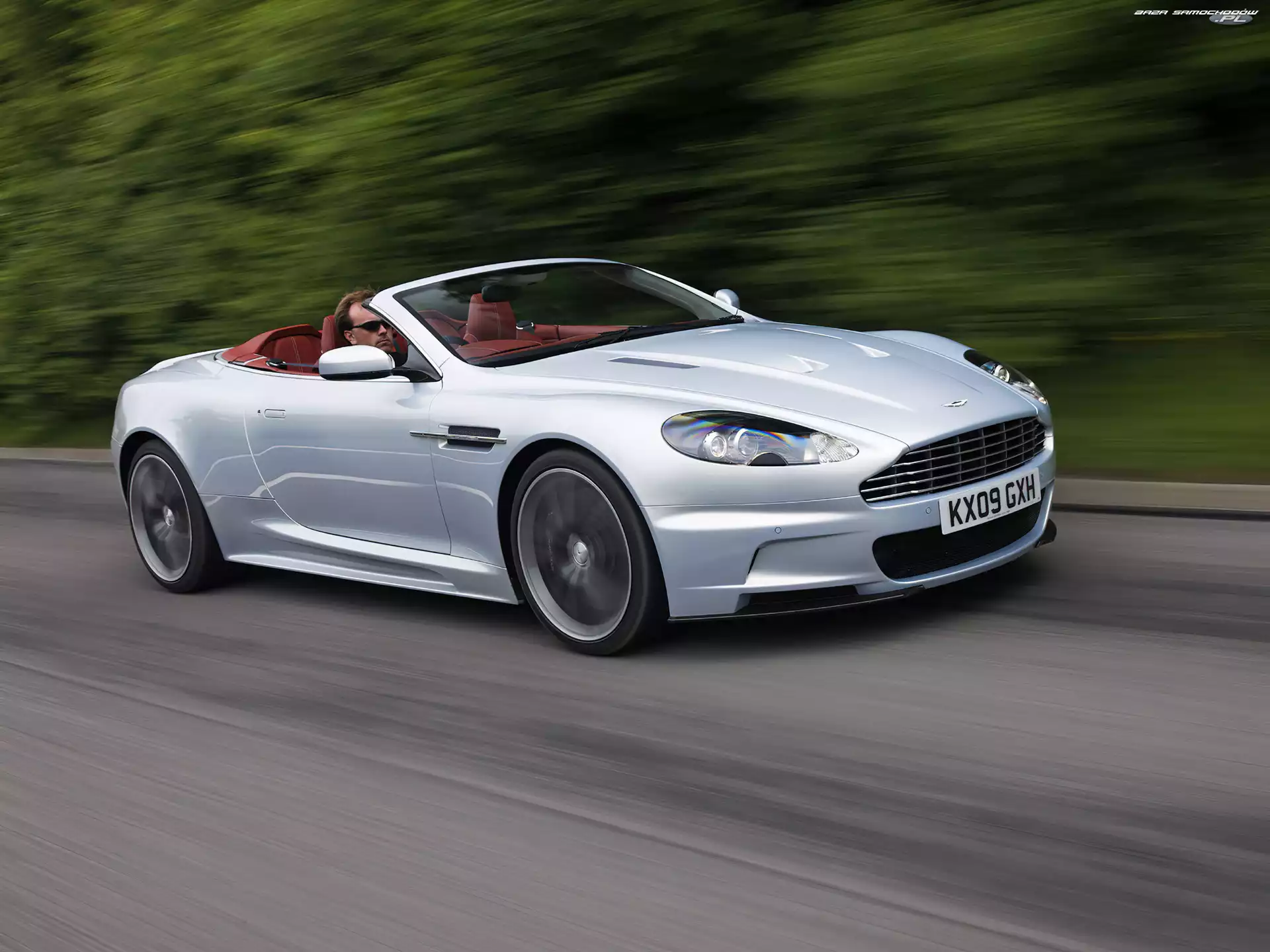 V12, Aston Martin DBS Volante, Silnik