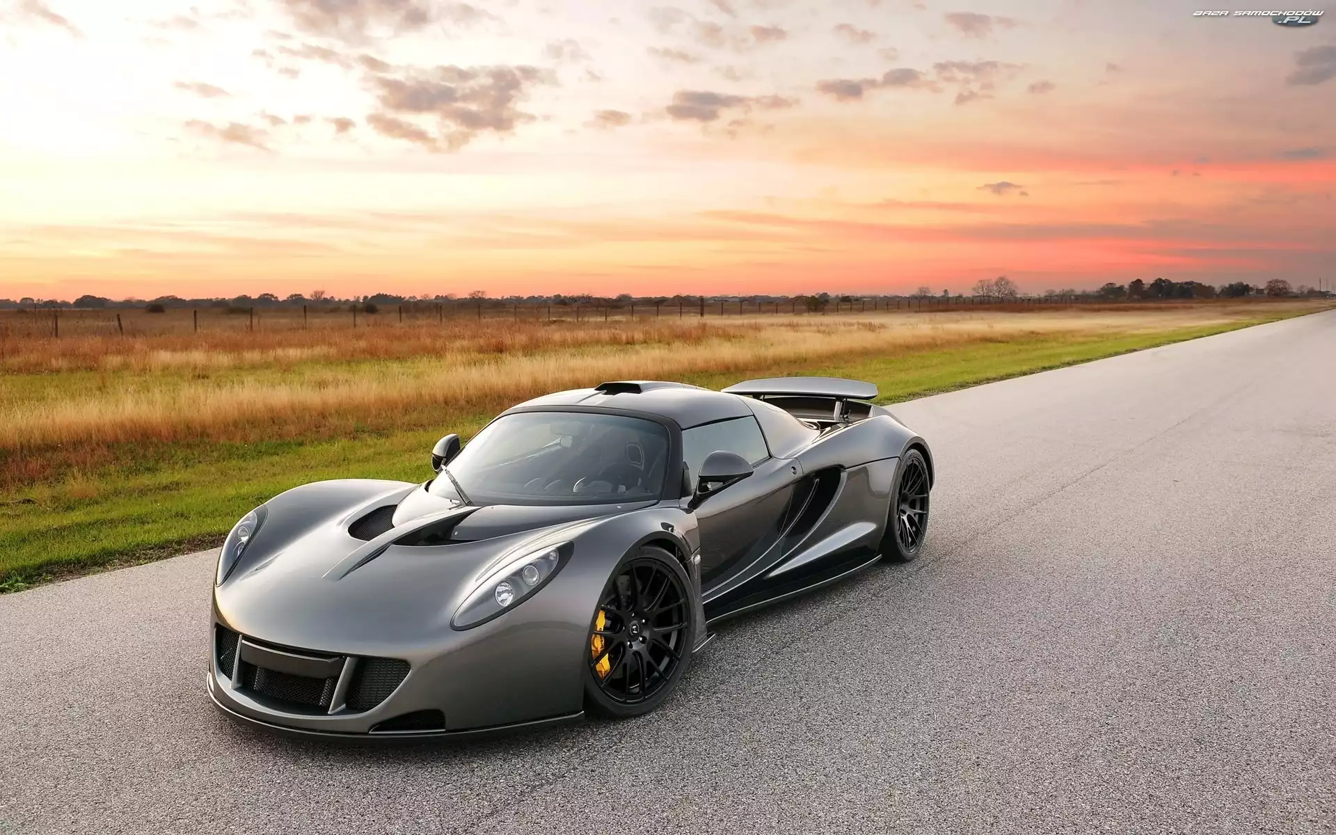 Venom, Droga, Hennessey, Gt