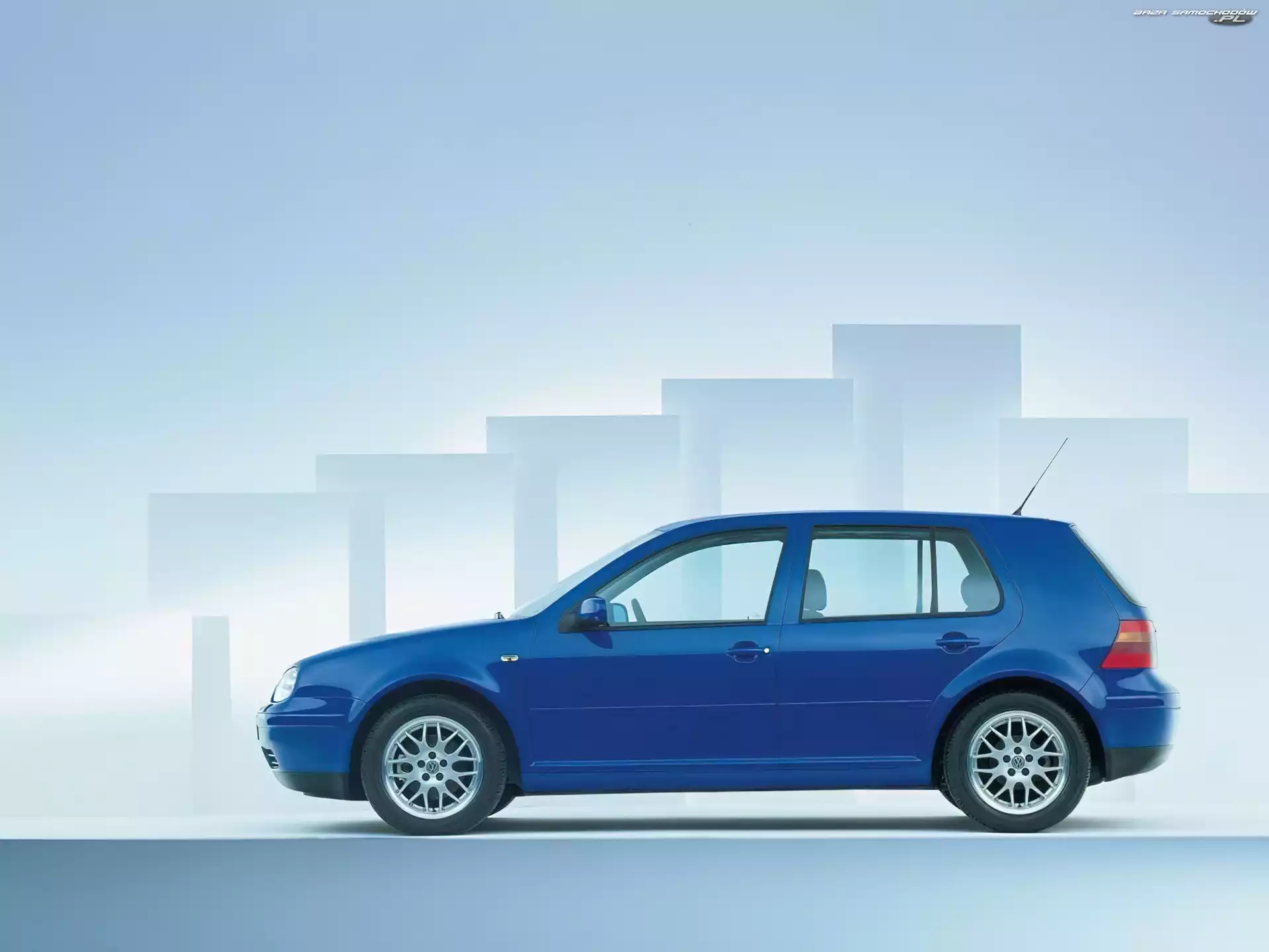 Niebieski, Volkswagen Golf 4