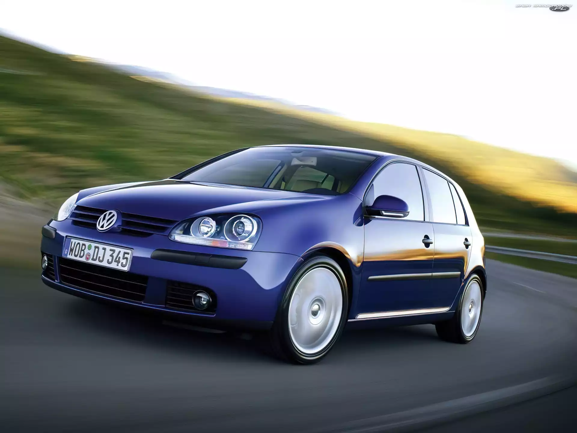 Niebieski, Volkswagen Golf 5