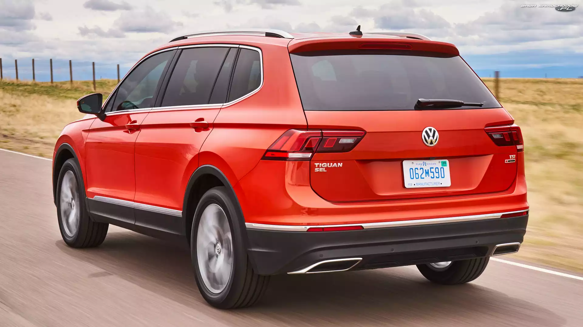 Czerwony, Volkswagen Tiguan