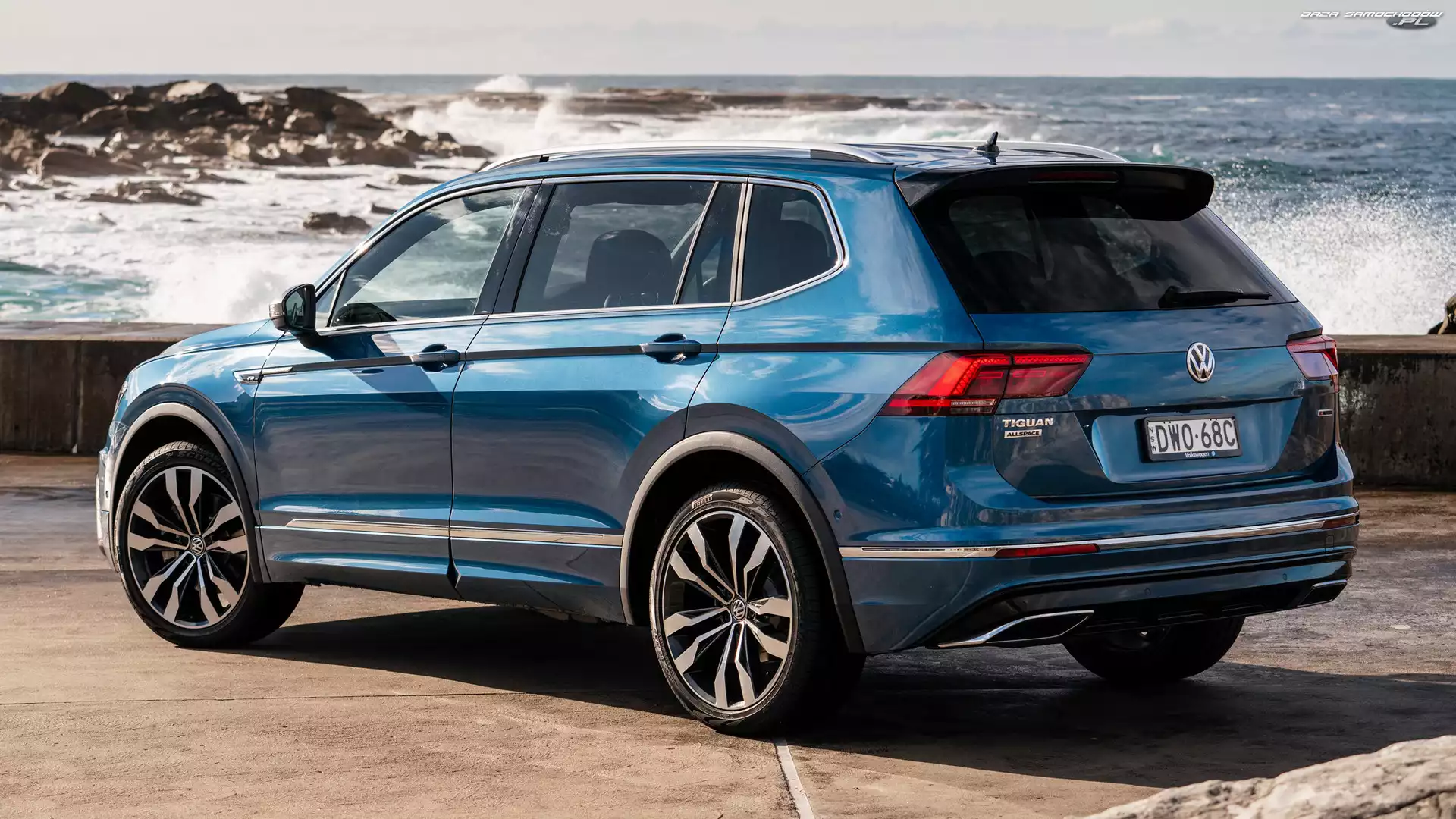 Niebieski, Volkswagen Tiguan