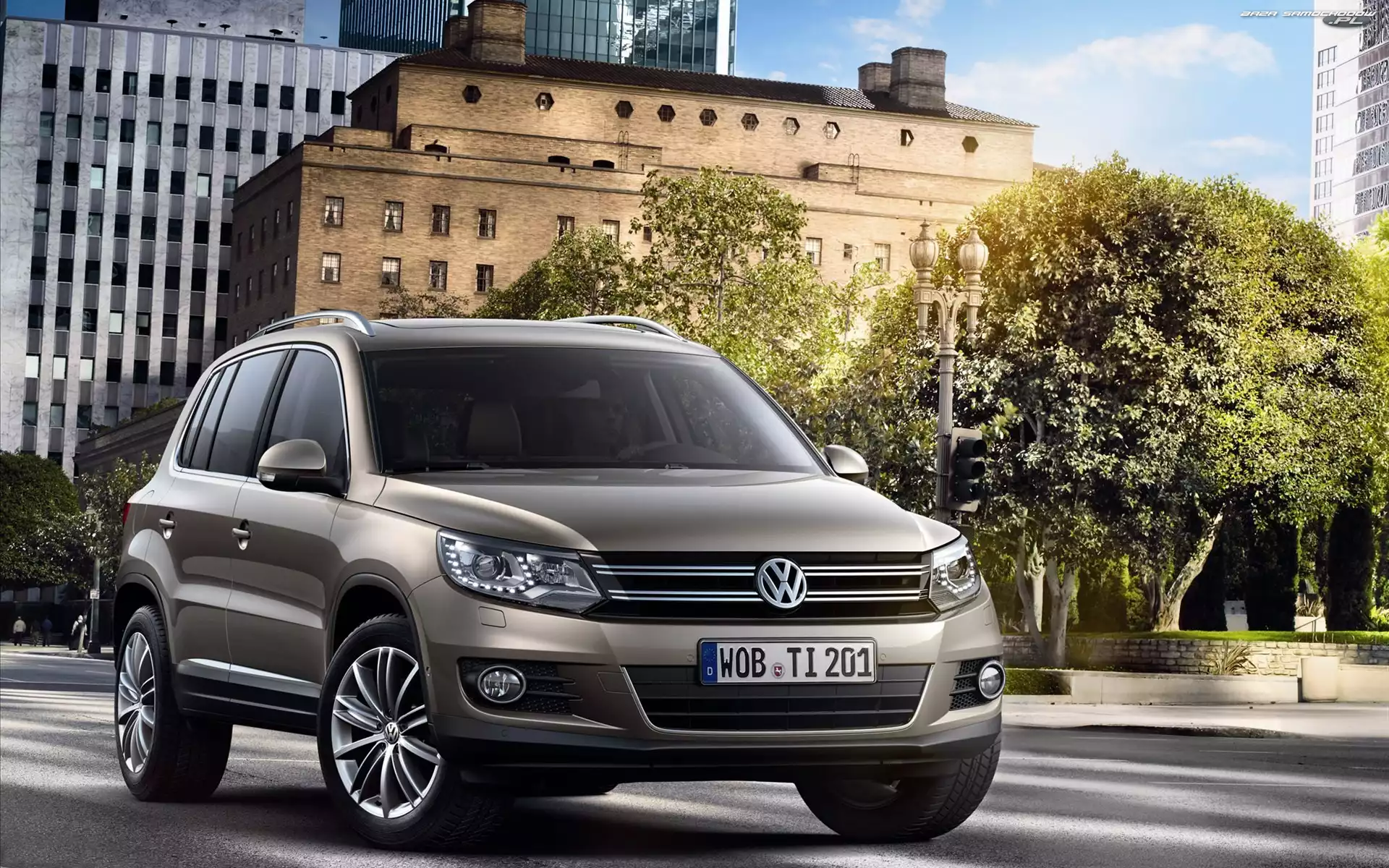 Volkswagen Tiguan, Ulica, Domy