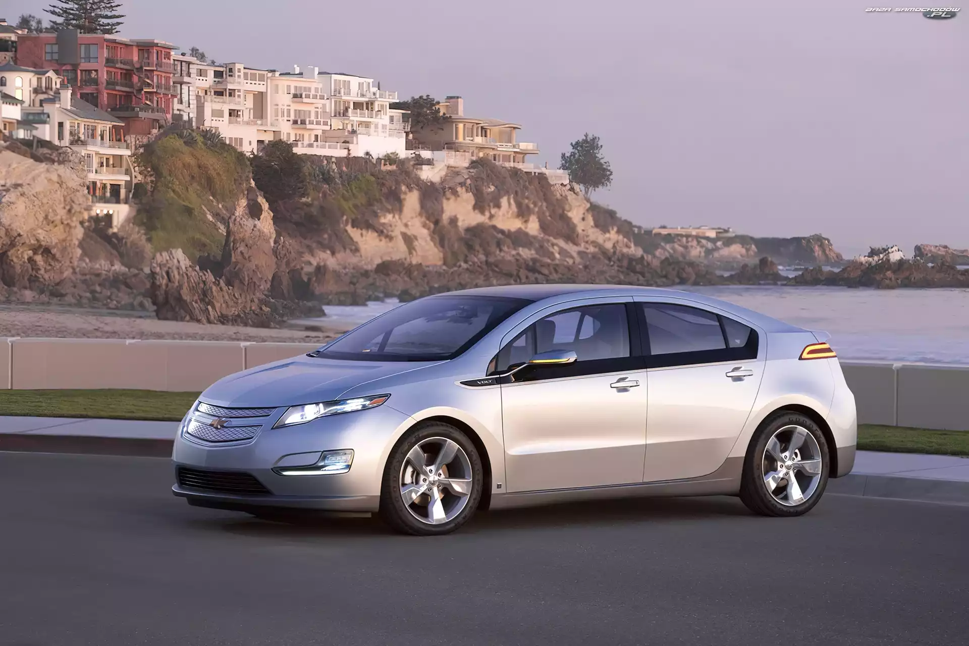 Sedan, Chevrolet Volt