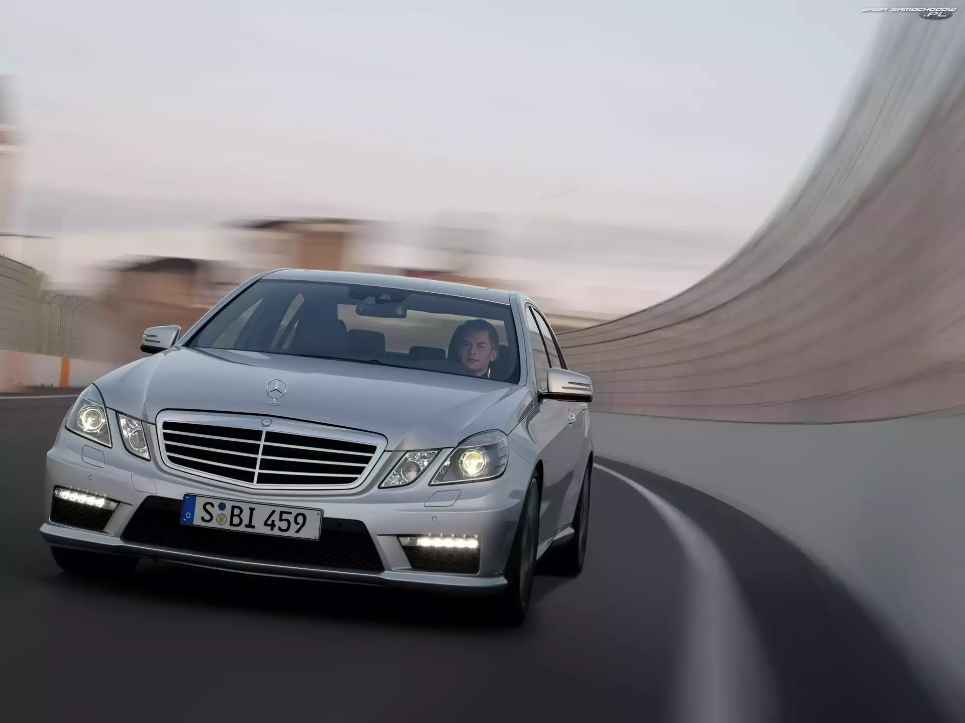 Mercedes Benz, W212, Ksenonowe, Reflektory