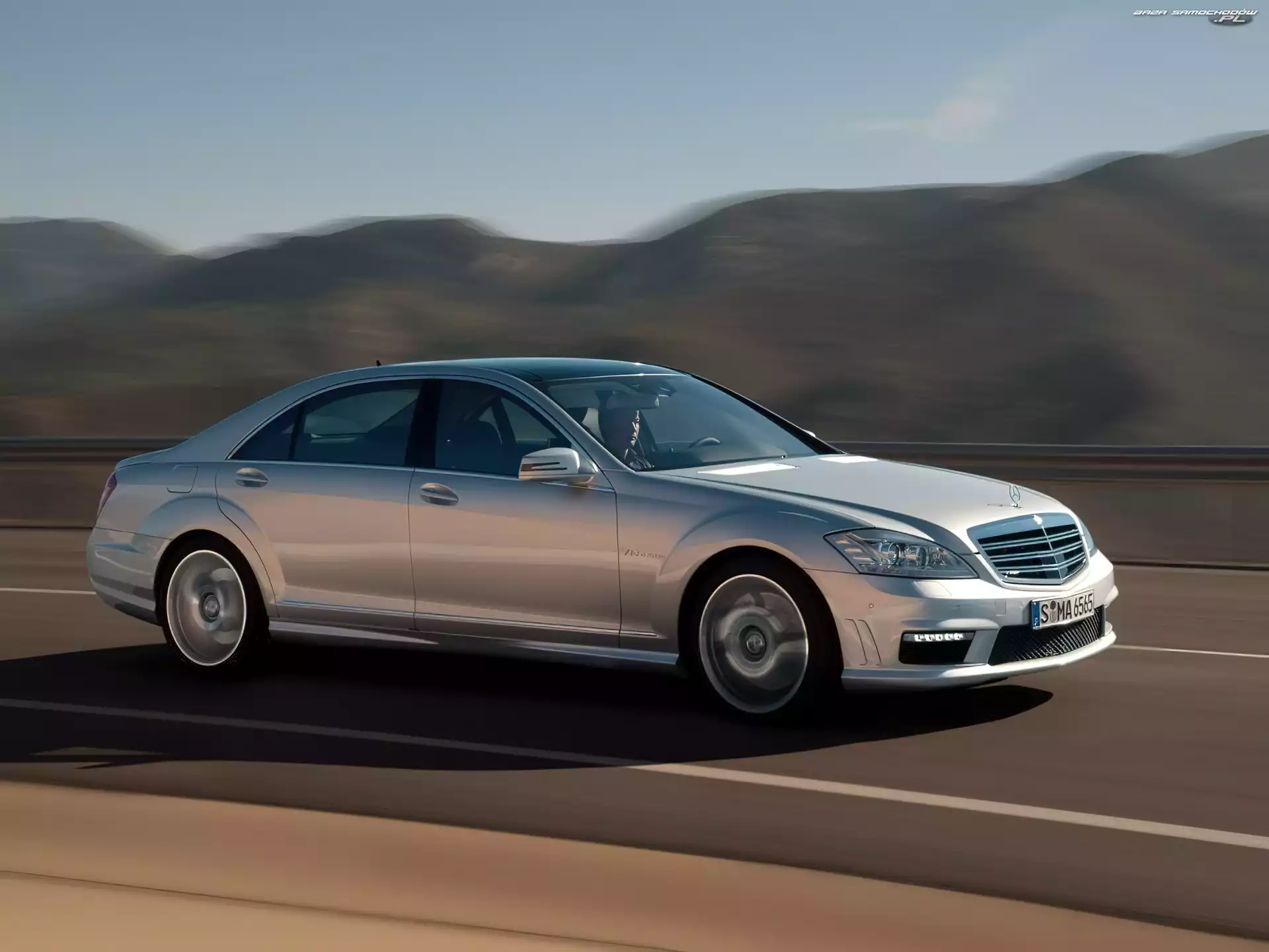 Mercedes Benz, W221, Trakcja, AMG