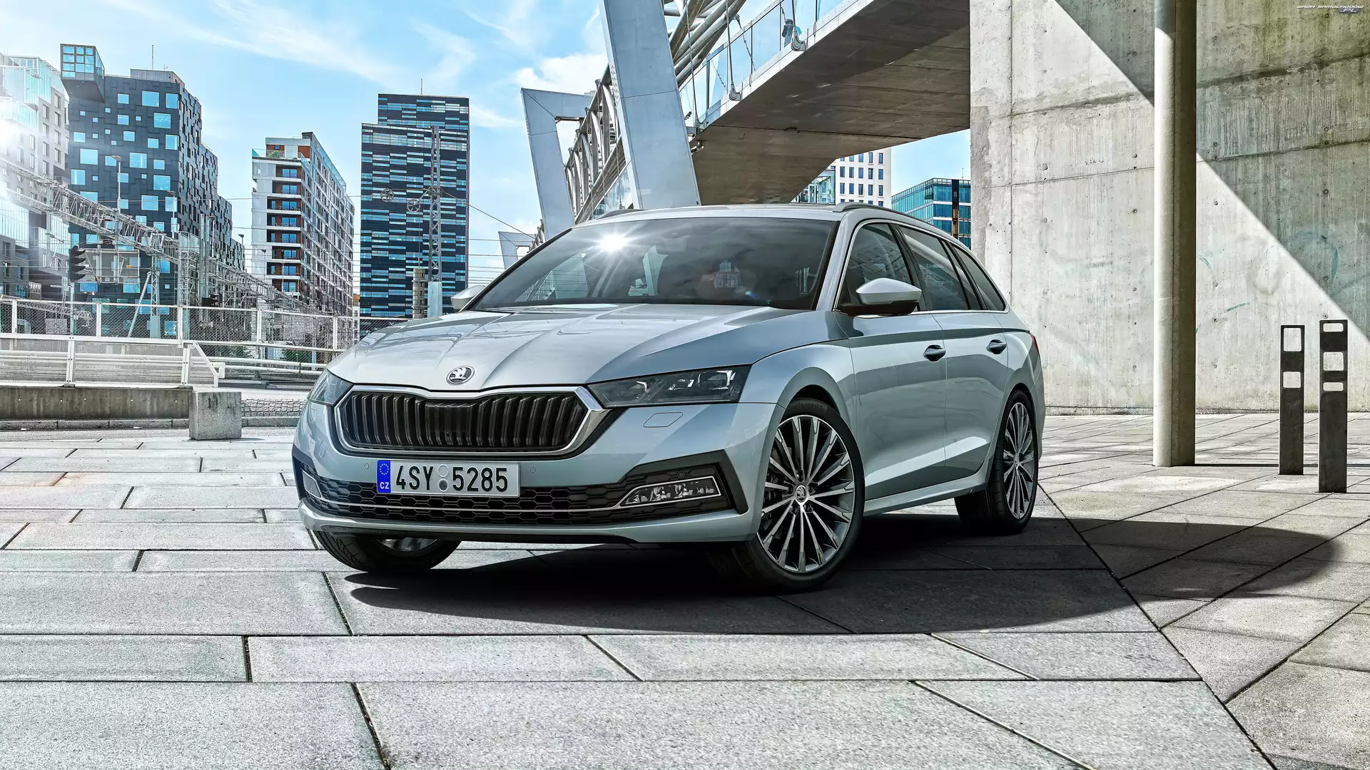 Wieżowce, Skoda Octavia Combi, 2020