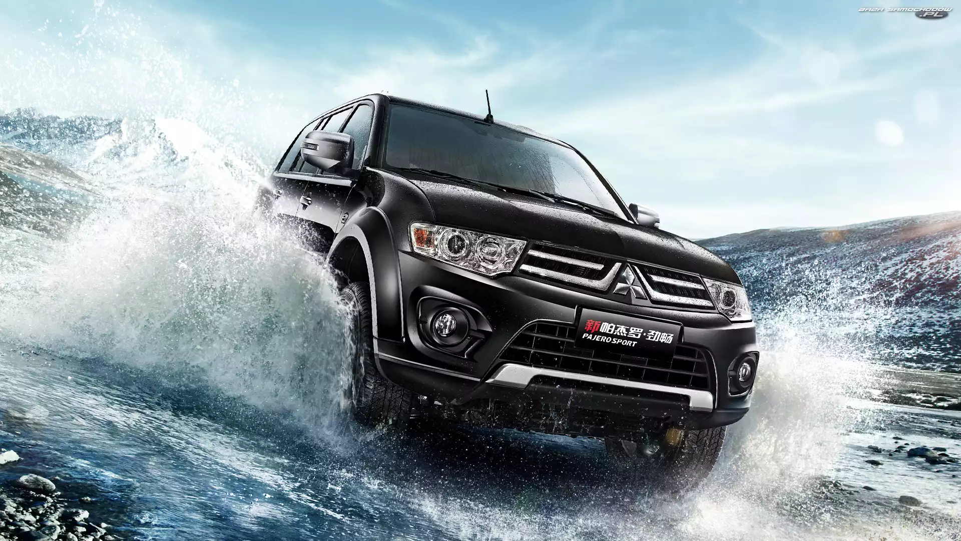 Woda, Mitsubishi Pajero, 2018