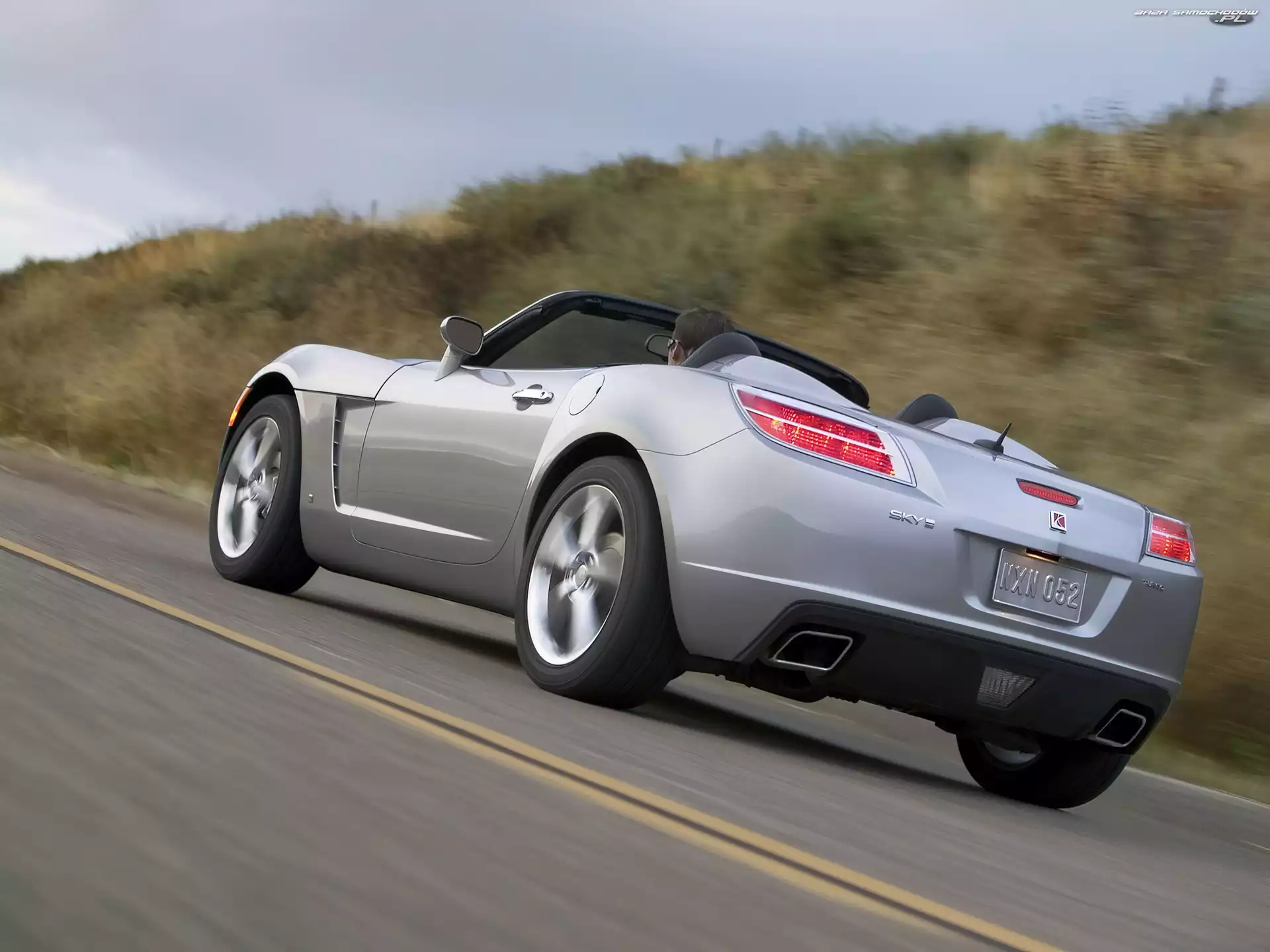 Wydechowy, Saturn Sky, Układ