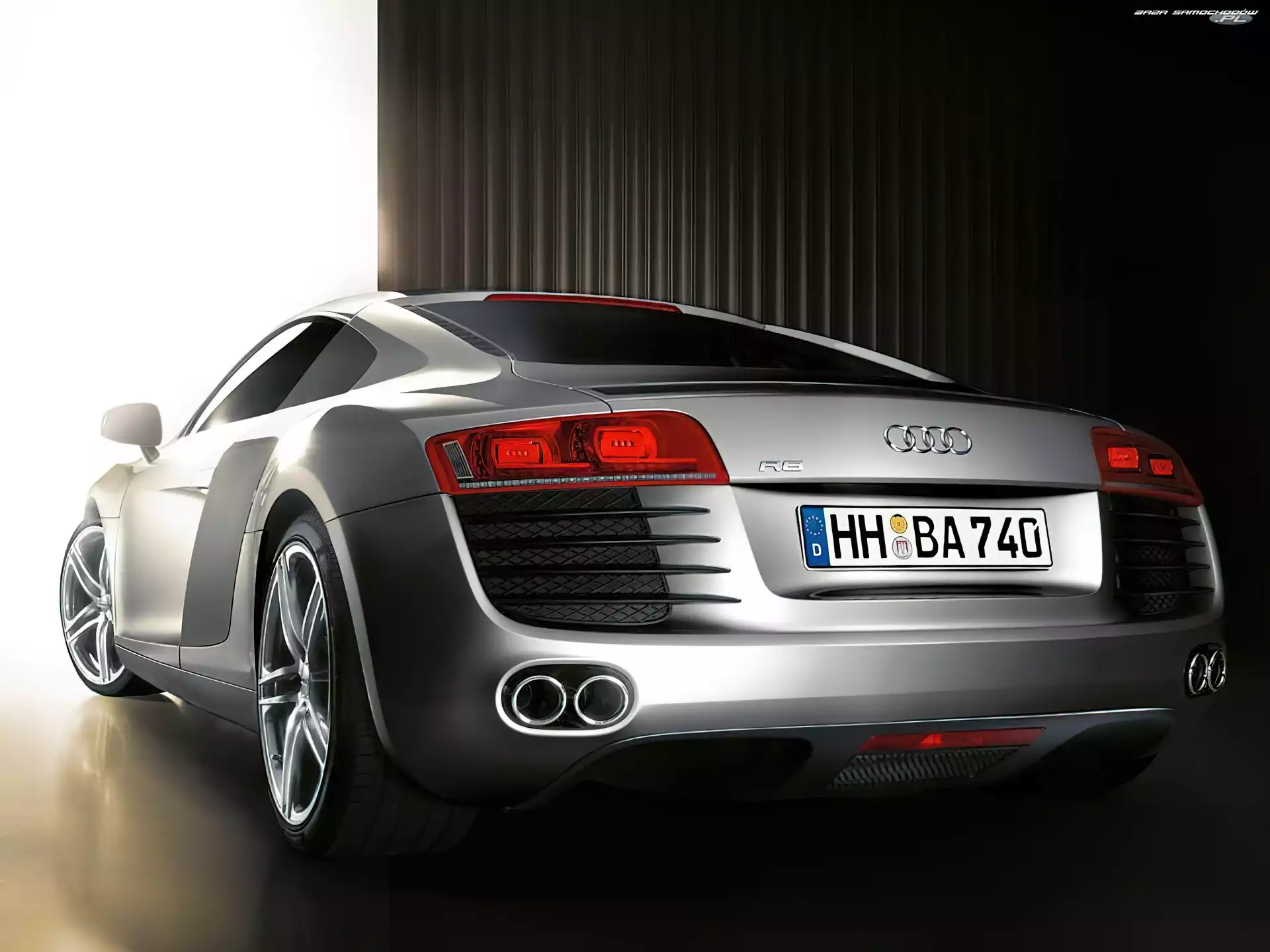 Wydechu, Audi R8, Końcówki