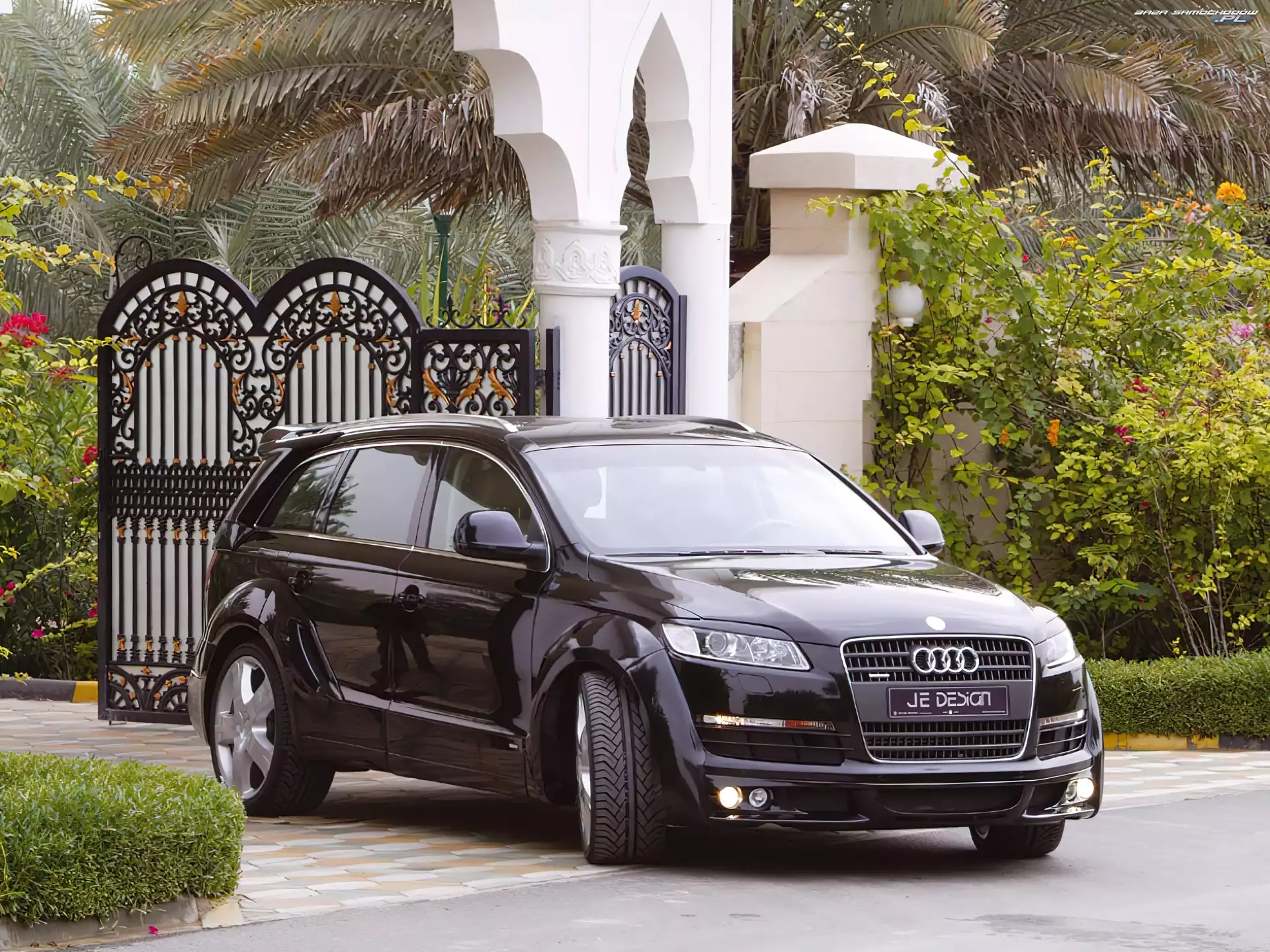 Wygląd, Audi Q7, Sportowy