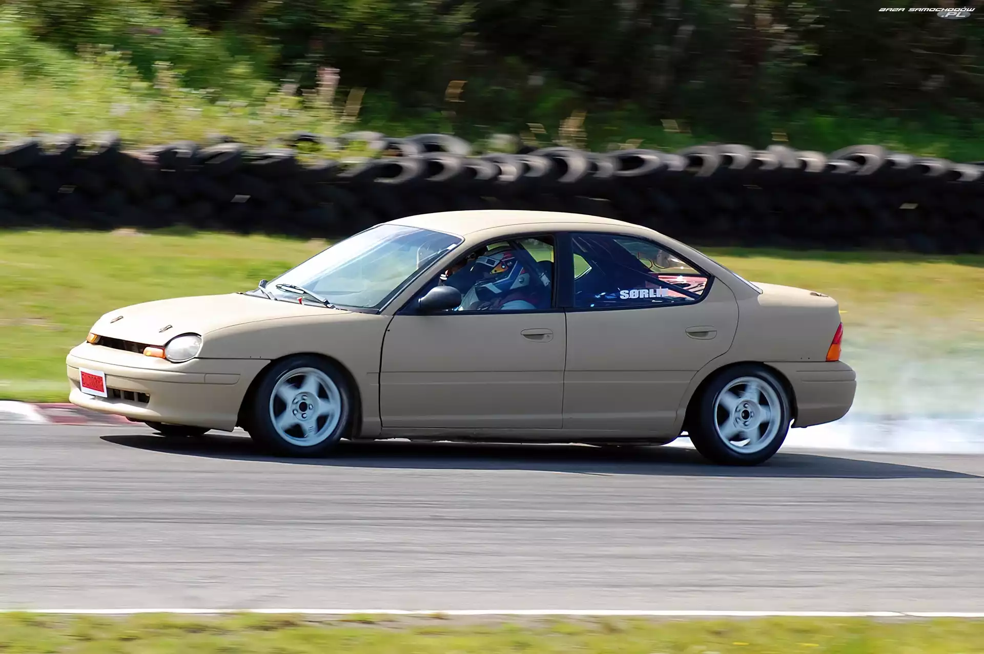 Wyścig, Chrysler Neon, Tor