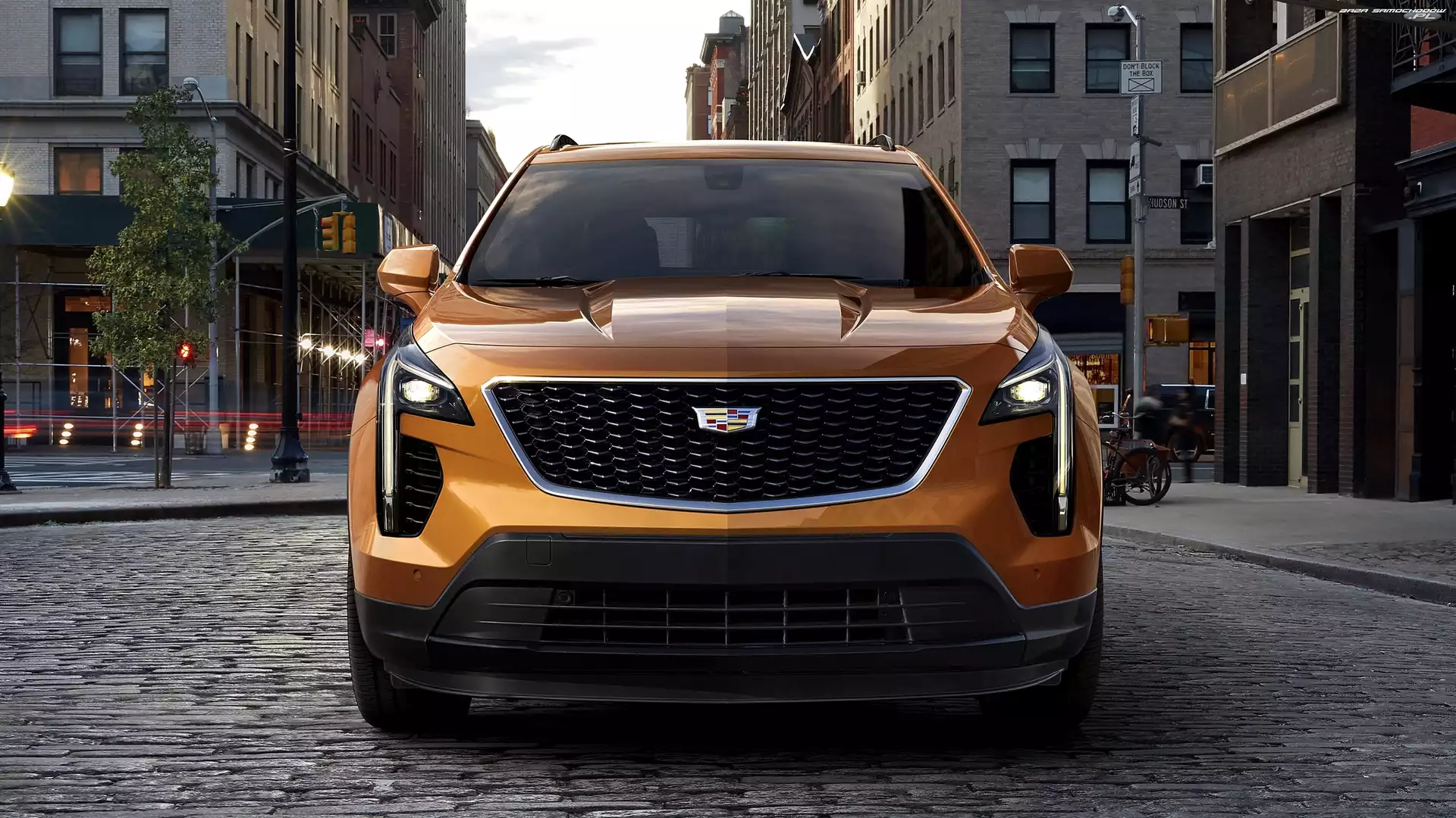 Cadillac XT4, Przód
