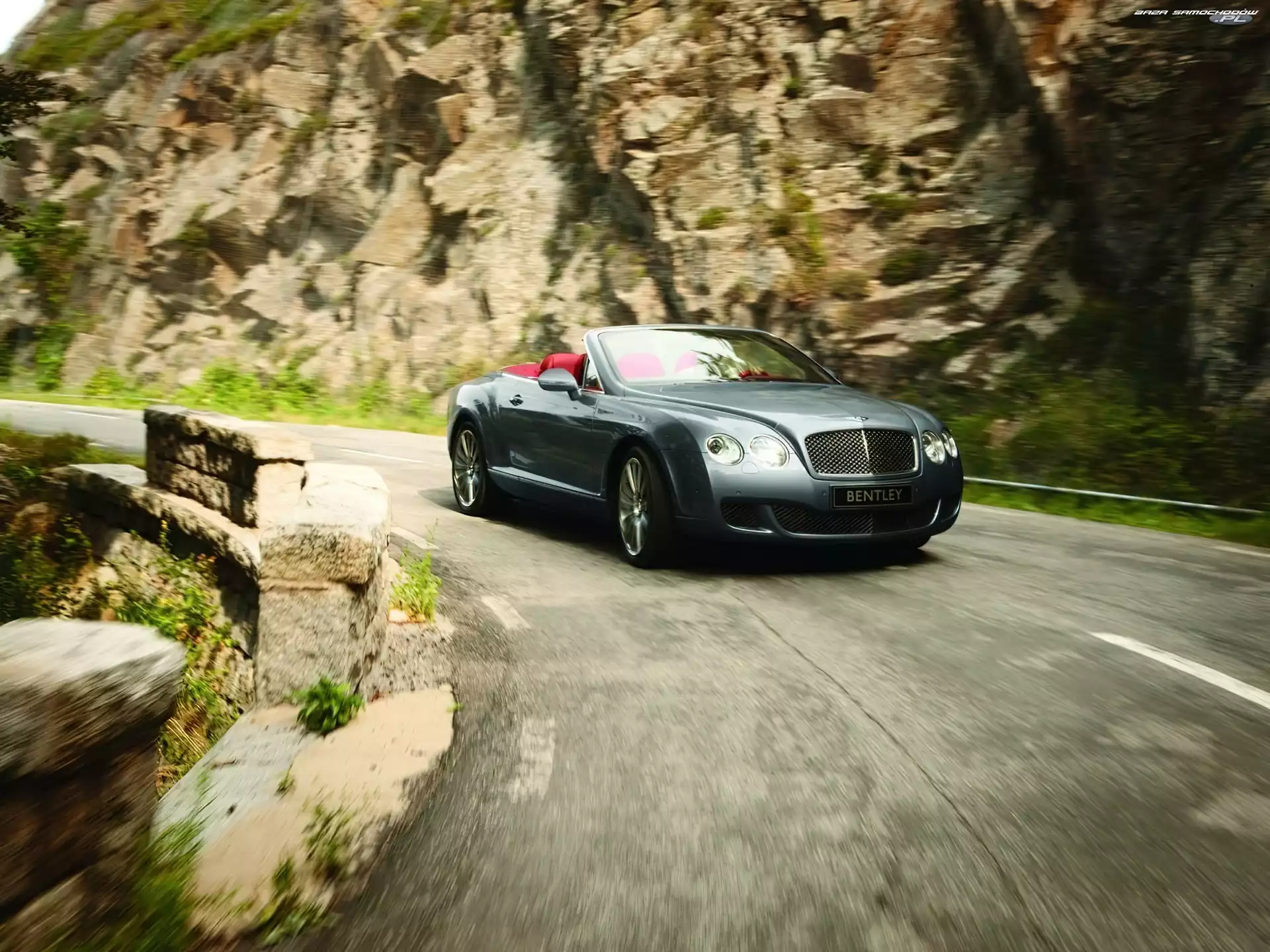 Zakręt, Bentley Continental GTC, Ostry