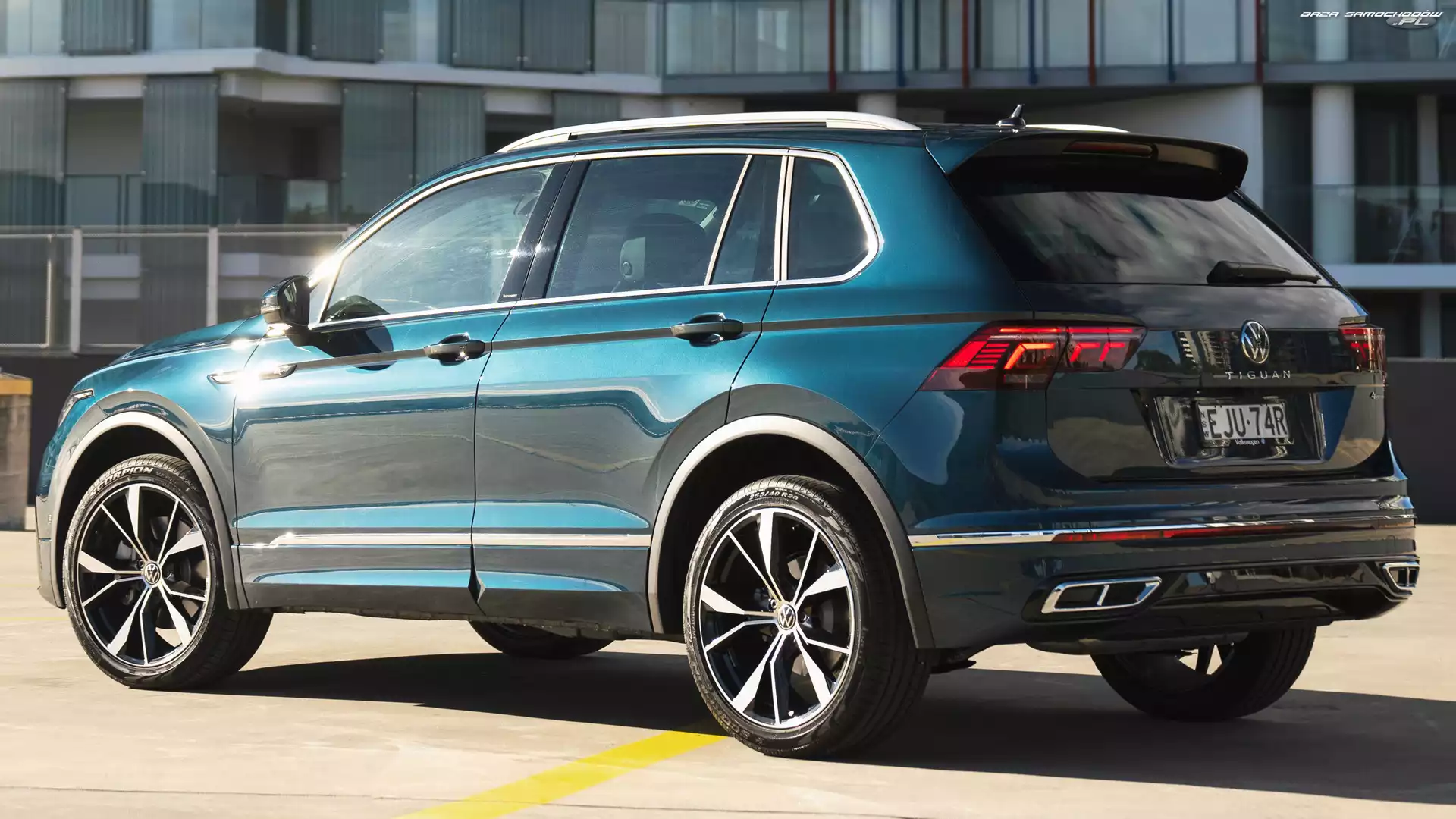 2021, Zielony, Volkswagen Tiguan R
