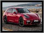 2017, Czerwone, Porsche Panamera Turbo