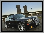 Grill, Chrysler 300C, Masywny