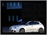 Nocą, Alfa Romeo Giulietta, Miasto