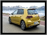Facelift, Żółty, Jezioro, Góry, Volkswagen Golf 7, 2017