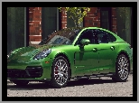 Zielone, Porsche Panamera S