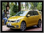 2017, Volkswagen Golf 7, Palmy, Mężczyzna, Facelift, Kobieta