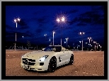 2011, Wieczór, Mercedes-Benz SLS AMG Roadster, Latarnie